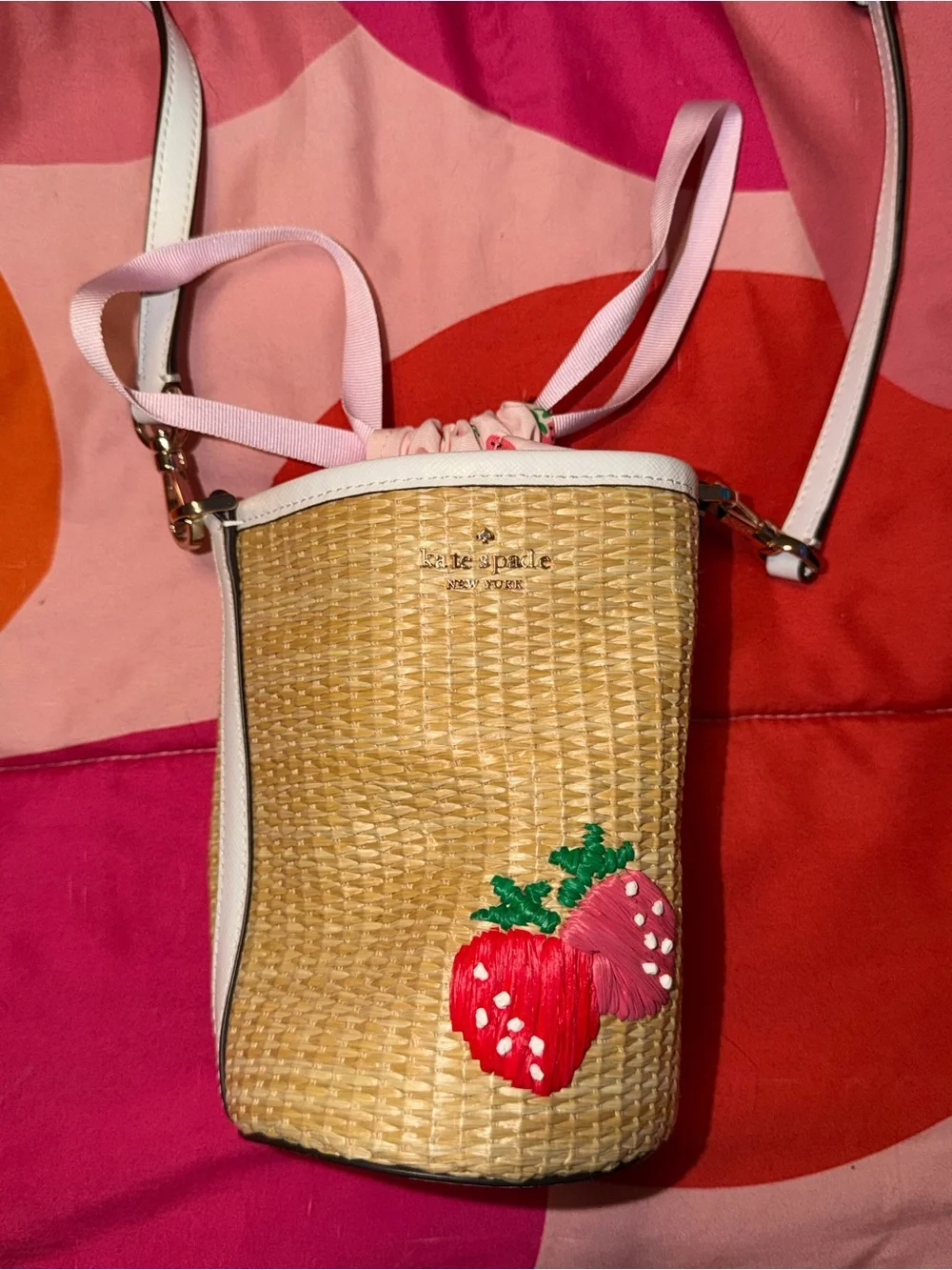 Kate Spade New York Straw Strawberry Crossbody Bag LIKE NEW